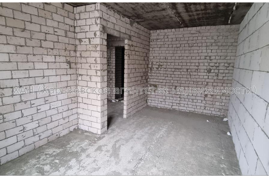 Продам квартиру, Мира ул. , 1 кім., 38.34 м², без внутренних работ 