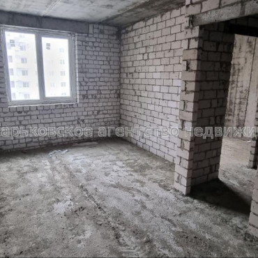 Продам квартиру, Мира ул. , 1 кім., 38.34 м², без внутренних работ 