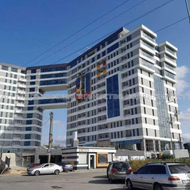 Продам квартиру, Сокольницкая ул. , 1 кім., 40 м², без внутренних работ 