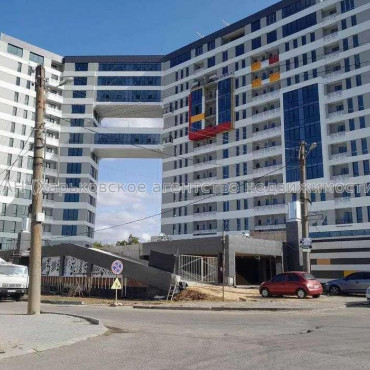 Продам квартиру, Сокольницкая ул. , 1 кім., 40 м², без внутренних работ 