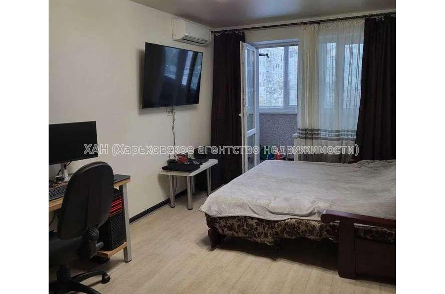 Продам квартиру, Аэрокосмический пр. , 1 кім., 40 м², евроремонт 