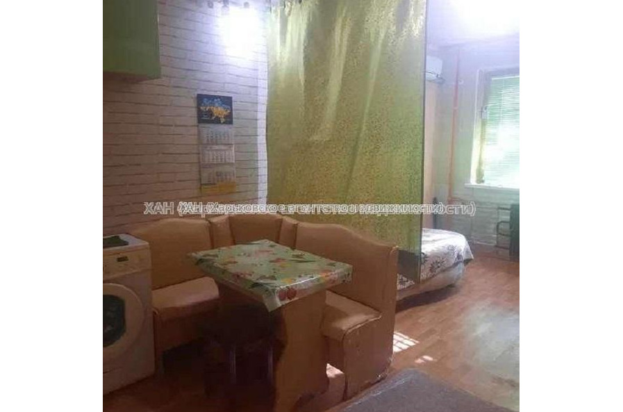 Продам квартиру, Гарибальди ул. , 1 кім., 26 м², косметический ремонт 