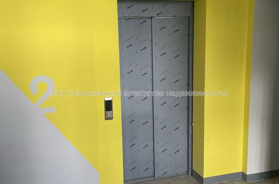 Продам квартиру, Франковская ул. , 1  ком., 37 м², без внутренних работ 