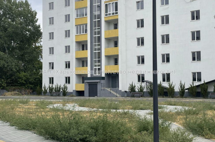 Продам квартиру, Франковская ул. , 1  ком., 37 м², без внутренних работ 