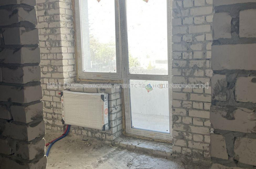 Продам квартиру, Франковская ул. , 1  ком., 37 м², без внутренних работ 
