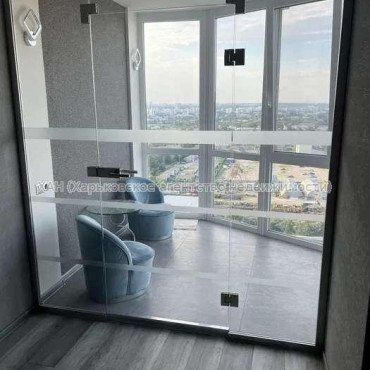 Продам квартиру, Зерновая ул. , 2 кім., 74 м², евроремонт 