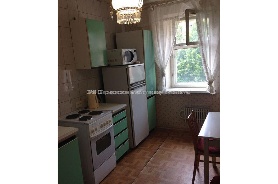 Продам квартиру, Ахсарова Энвера ул. , 1 кім., 46 м², советский ремонт 
