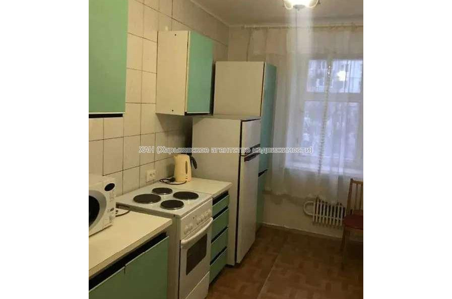 Продам квартиру, Ахсарова Энвера ул. , 1 кім., 46 м², советский ремонт 