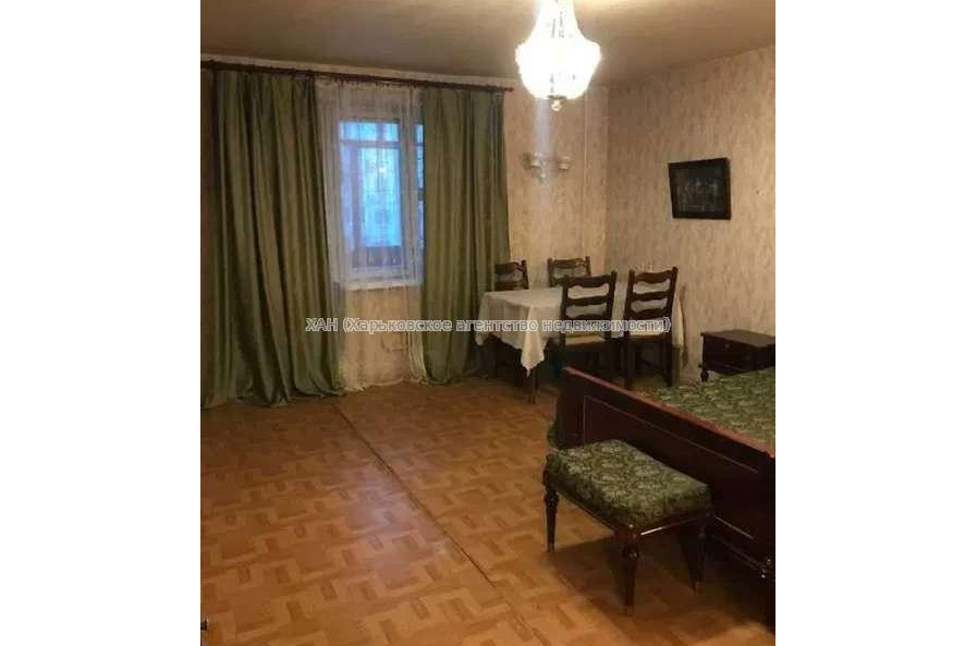 Продам квартиру, Ахсарова Энвера ул. , 1 кім., 46 м², советский ремонт 