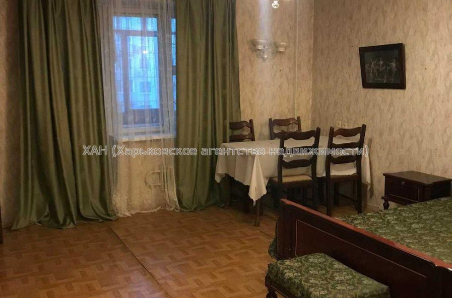 Продам квартиру, Ахсарова Энвера ул. , 1 кім., 46 м², советский ремонт 