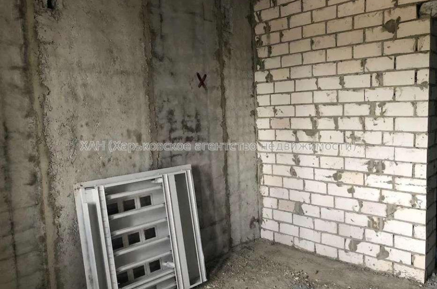 Продам квартиру, Шевченко ул. , 1 кім., 42 м², без внутренних работ 