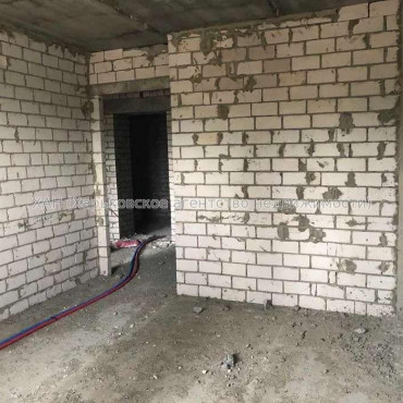 Продам квартиру, Шевченко ул. , 1 кім., 42 м², без внутренних работ 