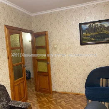 Продам квартиру, Светлая ул. , 3 кім., 68 м², косметический ремонт 
