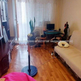 Продам квартиру, Грицевца Сергея бульв. , 1  ком., 32 м², косметический ремонт