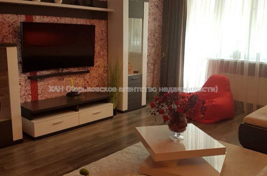 Продам квартиру, Кричевского ул. , 2 кім., 83 м², евроремонт 