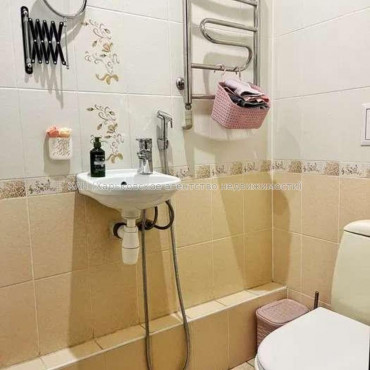 Продам квартиру, Кричевского ул. , 2  ком., 83 м², евроремонт 