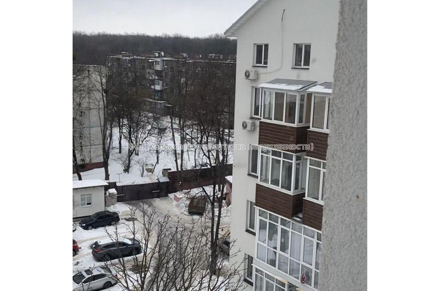 Продам квартиру, Деревянко ул. , 2  ком., 45 м², частичный ремонт 