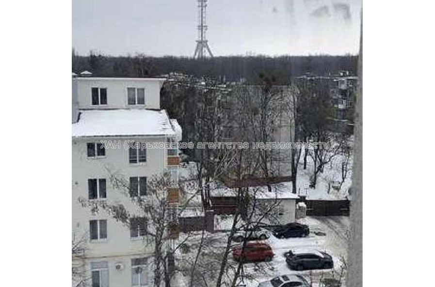Продам квартиру, Деревянко ул. , 2 кім., 45 м², частичный ремонт 