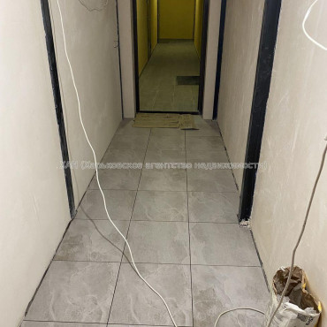 Продам квартиру, Деревянко ул. , 2 кім., 45 м², частичный ремонт 