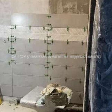 Продам квартиру, Деревянко ул. , 2 кім., 45 м², частичный ремонт 