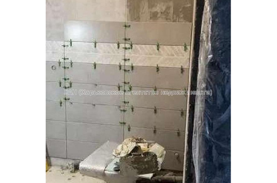 Продам квартиру, Деревянко ул. , 2 кім., 45 м², частичный ремонт 
