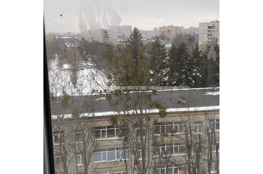 Продам квартиру, Деревянко ул. , 2  ком., 45 м², частичный ремонт 