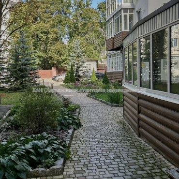Продам квартиру, Деревянко ул. , 2  ком., 45 м², частичный ремонт 
