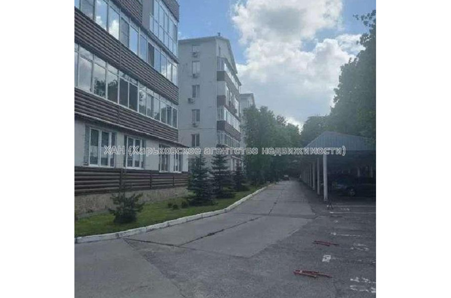 Продам квартиру, Деревянко ул. , 2 кім., 45 м², частичный ремонт 