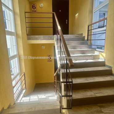 Продам квартиру, Деревянко ул. , 2  ком., 45 м², частичный ремонт 