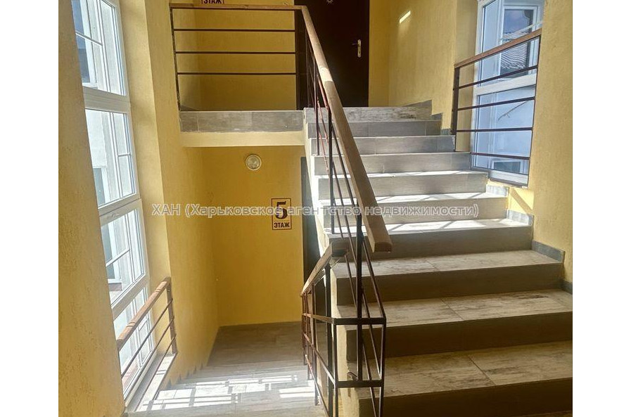 Продам квартиру, Деревянко ул. , 2  ком., 45 м², частичный ремонт 