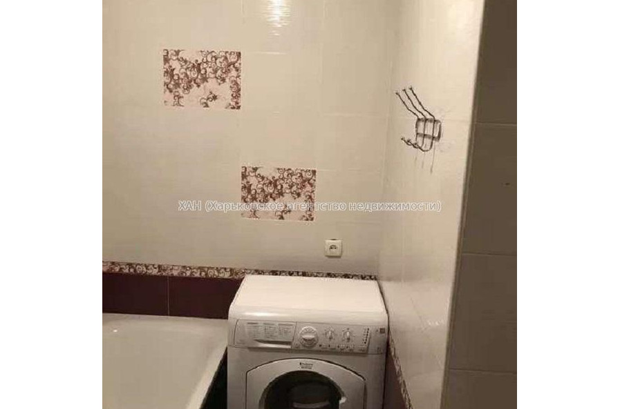 Продам квартиру, Юбилейная ул. , 3 кім., 65 м², косметический ремонт 