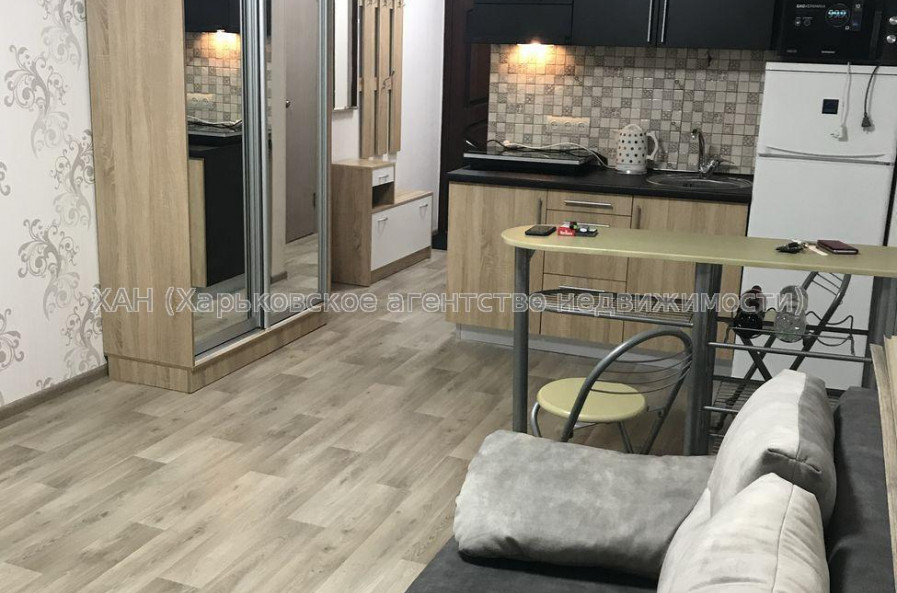 Продам квартиру, Гарибальди ул. , 1  ком., 21 м², капитальный ремонт 