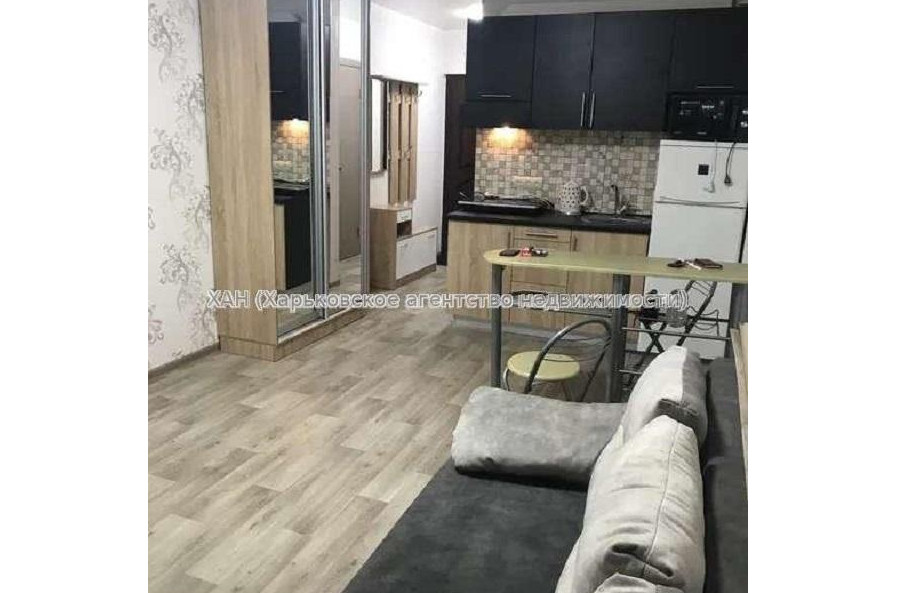 Продам квартиру, Гарибальди ул. , 1  ком., 21 м², капитальный ремонт 