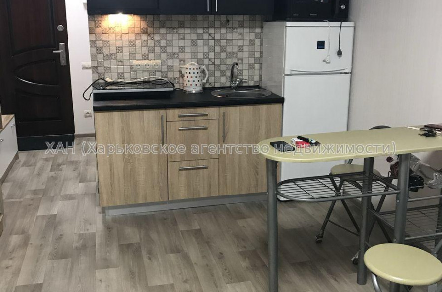 Продам квартиру, Гарибальди ул. , 1  ком., 21 м², капитальный ремонт 