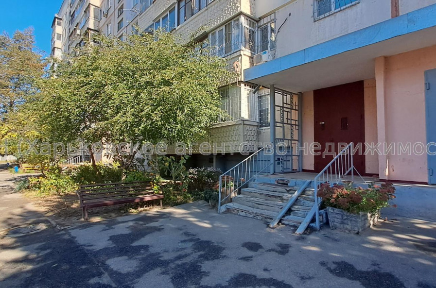Продам квартиру, Грозненская ул. , 1 кім., 26 м², без ремонта 