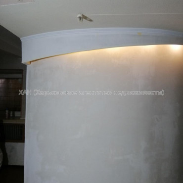 Продам нежилую недвижимость, офис в многоквартирном доме , 2  ком., 52.30 м², косметический ремонт 