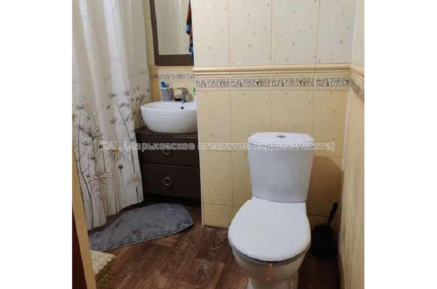 Продам квартиру, Клочковская ул. , 2 кім., 50 м², капитальный ремонт 