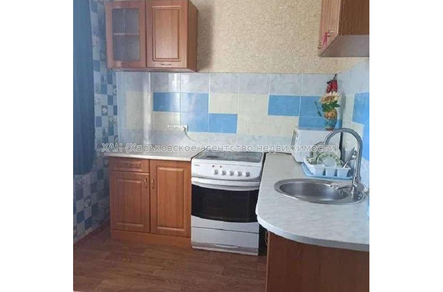 Продам квартиру, Тракторостроителей просп. , 2  ком., 52 м², косметический ремонт 