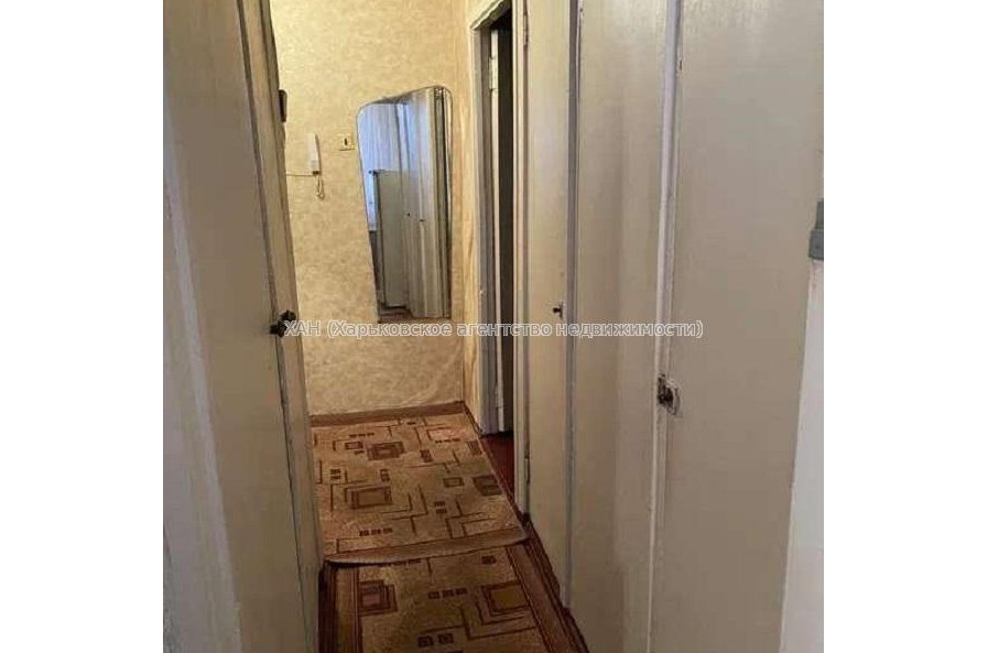 Продам квартиру, Тракторостроителей просп. , 1 кім., 34 м², косметический ремонт 