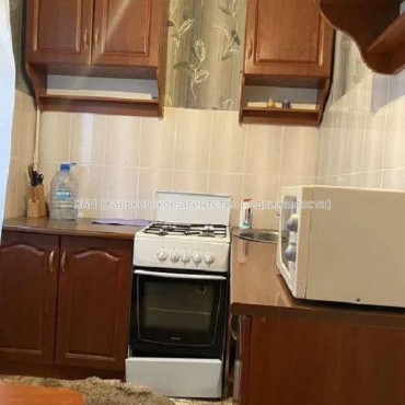 Продам квартиру, Тракторостроителей просп. , 1 кім., 34 м², косметический ремонт 