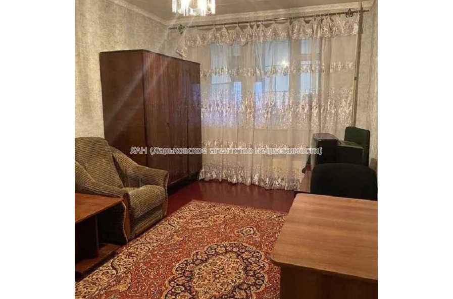 Продам квартиру, Тракторостроителей просп. , 1 кім., 34 м², косметический ремонт 