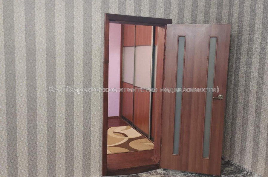 Продам квартиру, Юри Зойфера ул. , 3  ком., 80 м², косметический ремонт 