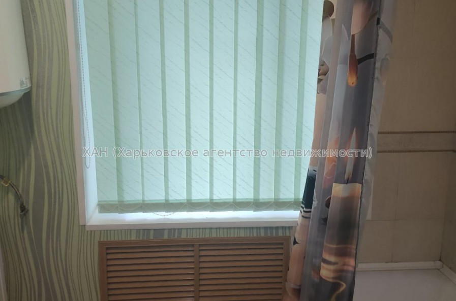 Продам квартиру, Юри Зойфера ул. , 3  ком., 80 м², косметический ремонт 