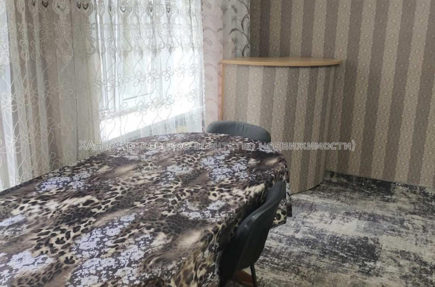Продам квартиру, Юри Зойфера ул. , 3  ком., 80 м², косметический ремонт 
