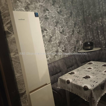 Продам квартиру, Юри Зойфера ул. , 3 кім., 80 м², косметический ремонт 