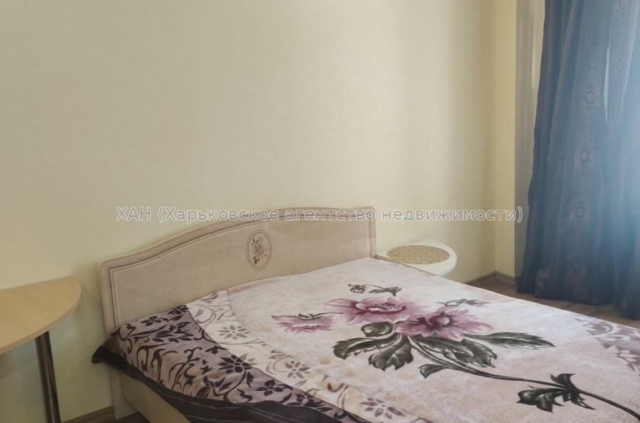 Продам квартиру, Юри Зойфера ул. , 3  ком., 80 м², косметический ремонт 