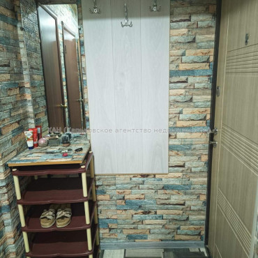 Продам квартиру, Юри Зойфера ул. , 3  ком., 80 м², косметический ремонт 