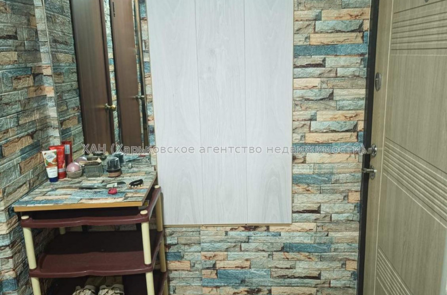 Продам квартиру, Юри Зойфера ул. , 3  ком., 80 м², косметический ремонт 