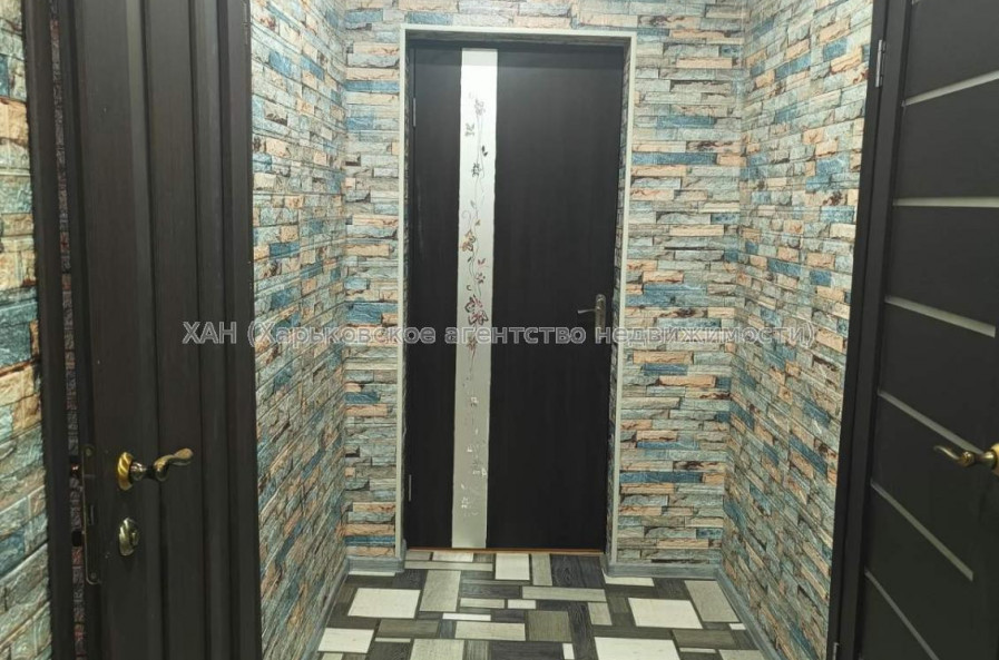 Продам квартиру, Юри Зойфера ул. , 3  ком., 80 м², косметический ремонт 