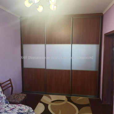 Продам квартиру, Юри Зойфера ул. , 3  ком., 80 м², косметический ремонт 